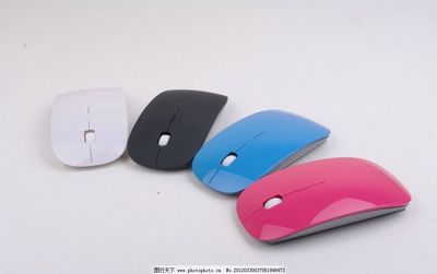 多色鼠標(biāo) 科技與個(gè)性的完美結(jié)合，數(shù)碼配件的時(shí)尚新潮流